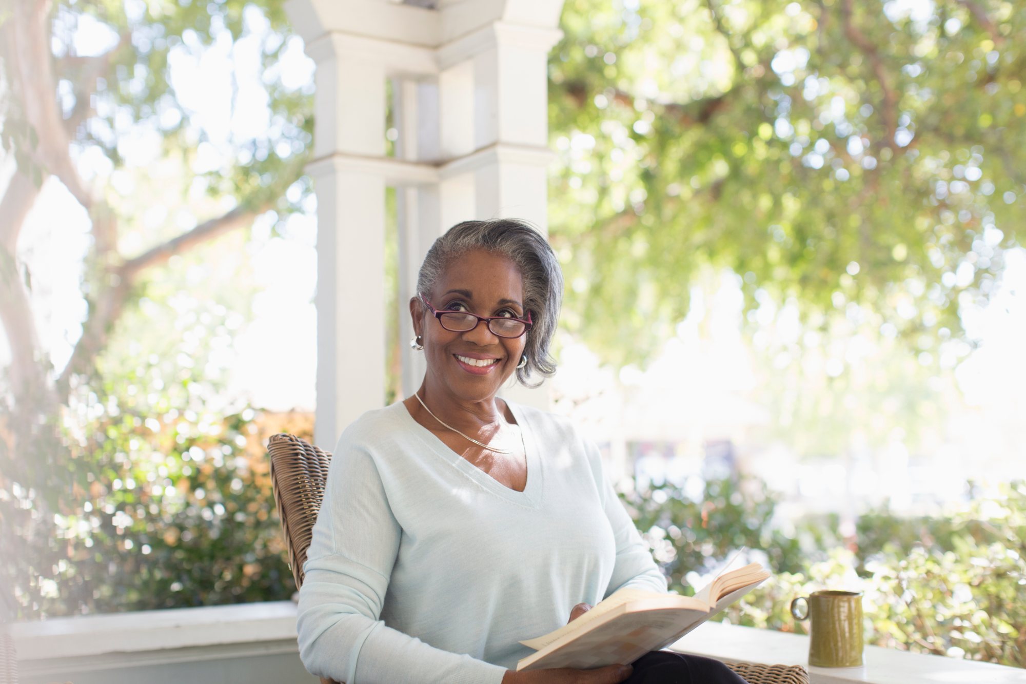 A Florida FRS retiree reviewing Medicare enrollment options at home before turning 65